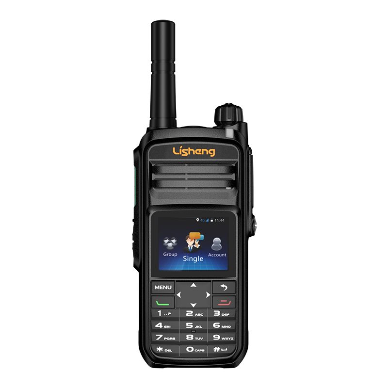 A juca cu walkie-talkie analogice sau digitale este o pasiune, dar folosirea walkie-talki-urilor din rețeaua publică este un mijloc de existență?